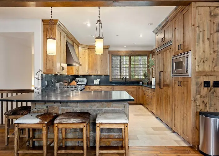 Amazing Pet-friendly Executive Home, Ski-in Walk-out - Lr884 Copper Mountain