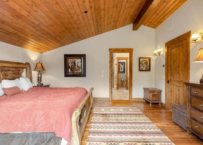 Amazing Pet-friendly Executive Home, Ski-in Walk-out - Lr884 Copper Mountain